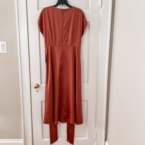 Zoe And Claire Tie Waist Satin Midi Dress - Picture 8 of 15